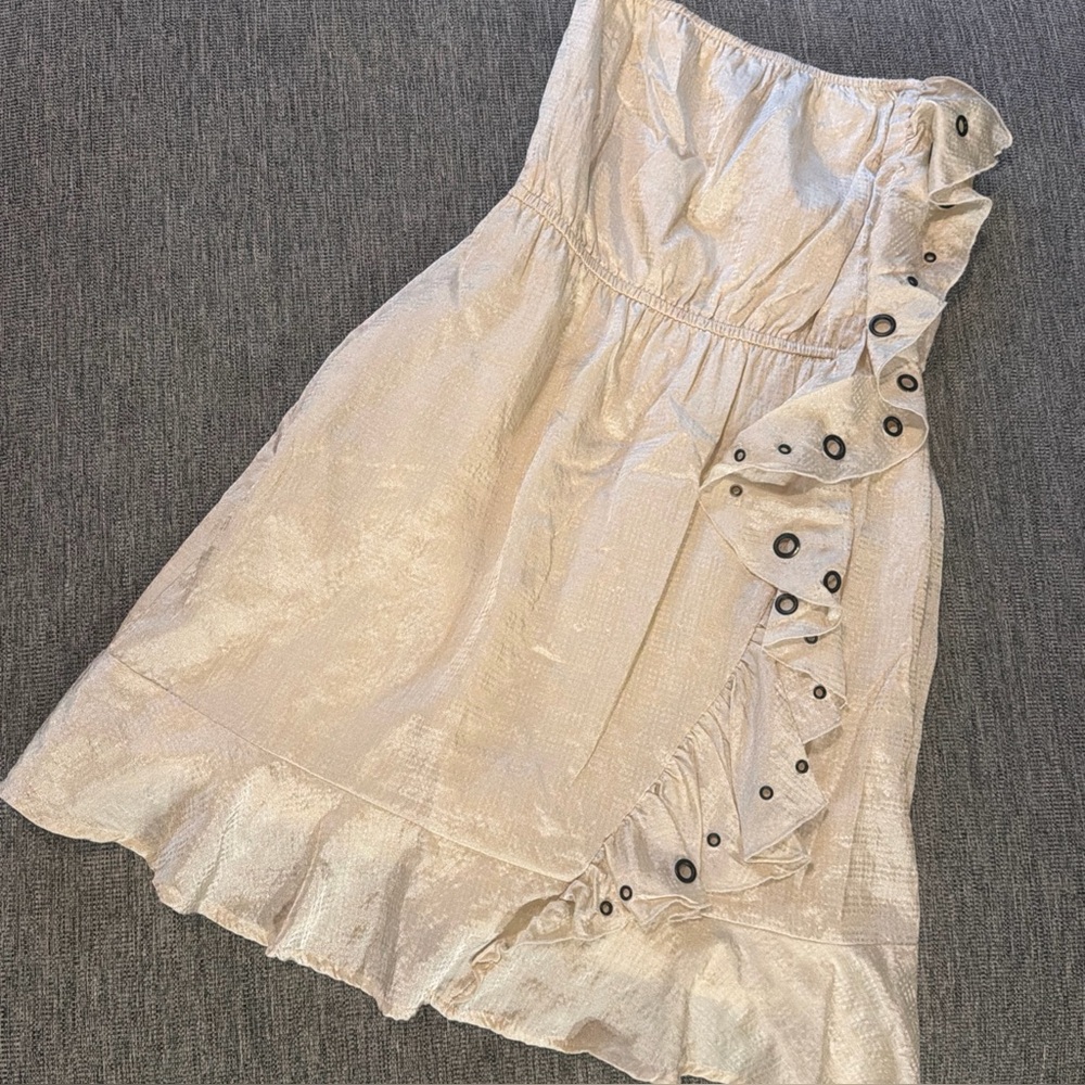 Matix Cream Ruffle & Grommet Strapless Dress w/pockets Sz Small